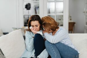 How to help domestic violence victims